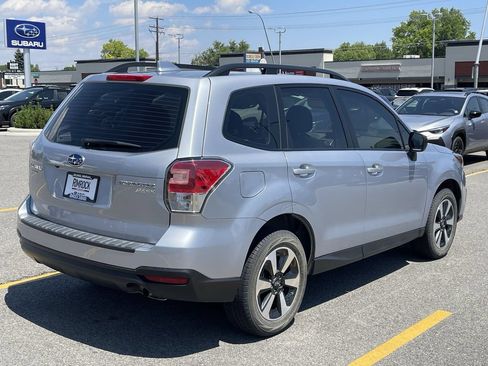 Used 2017 Subaru Forester 2.5i w/ Alloy Wheel Package AWD/4WD image 10
