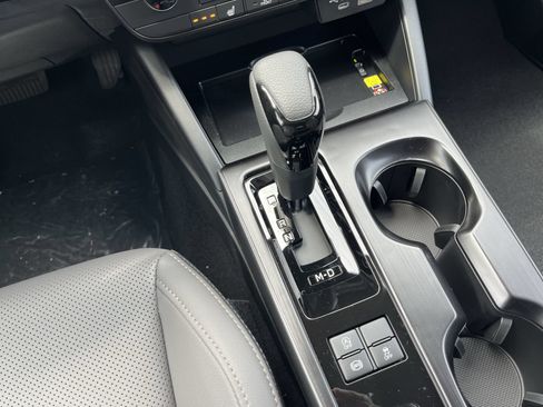 New 2026 Subaru Outback Limited AWD/4WD image 24