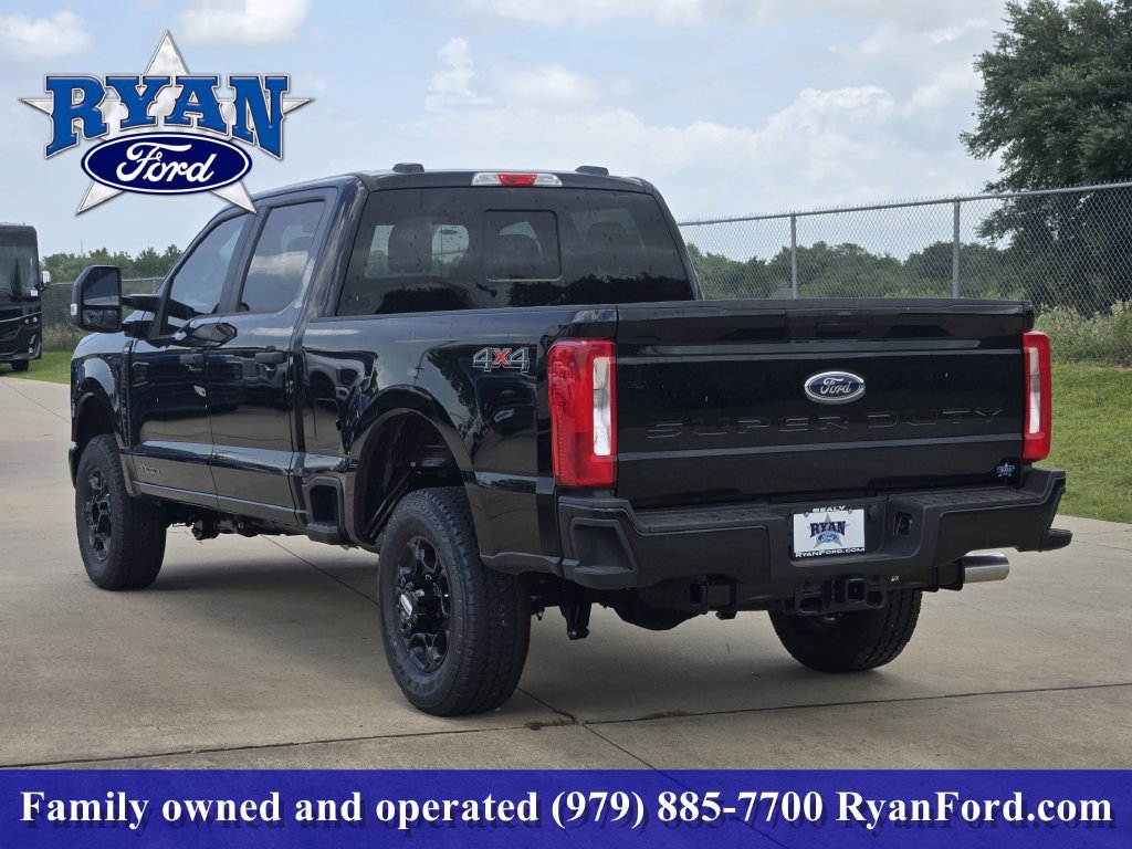 New 2026 Ford F250 XL w/ STX Appearance Package AWD/4WD image 4