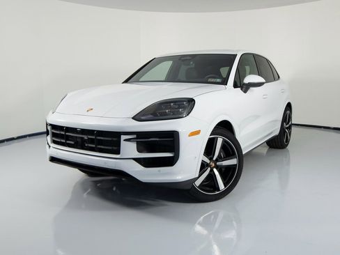 New 2026 Porsche Cayenne image 6