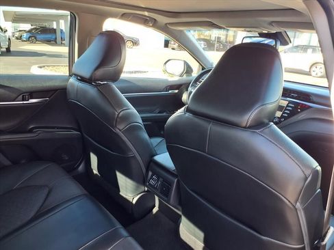 Used 2020 Toyota Camry XSE image 21