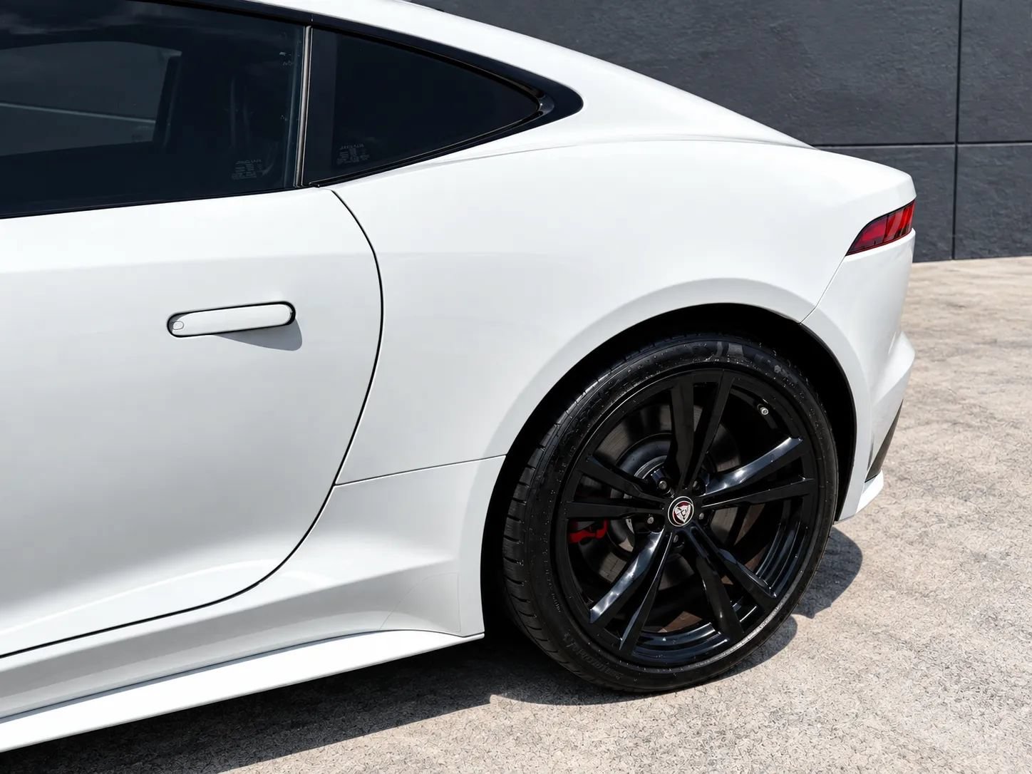 Used 2021 Jaguar F-TYPE R AWD/4WD image 24