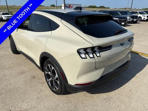 Used 2025 Ford Mustang Mach-E Select RWD image 9