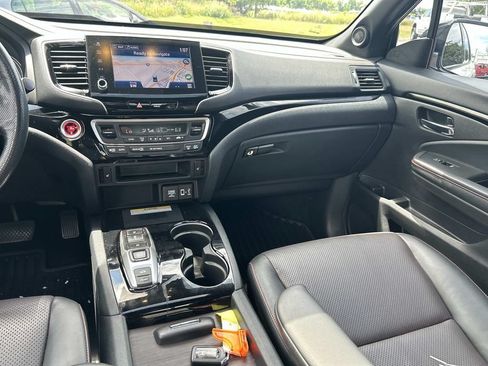 Used 2022 Honda Ridgeline Black Edition image 23