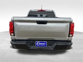 Used 2024 Chevrolet Colorado W/T RWD video 5