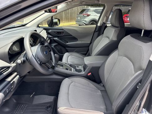 Used 2024 Subaru Crosstrek 2.0i Premium AWD/4WD image 9