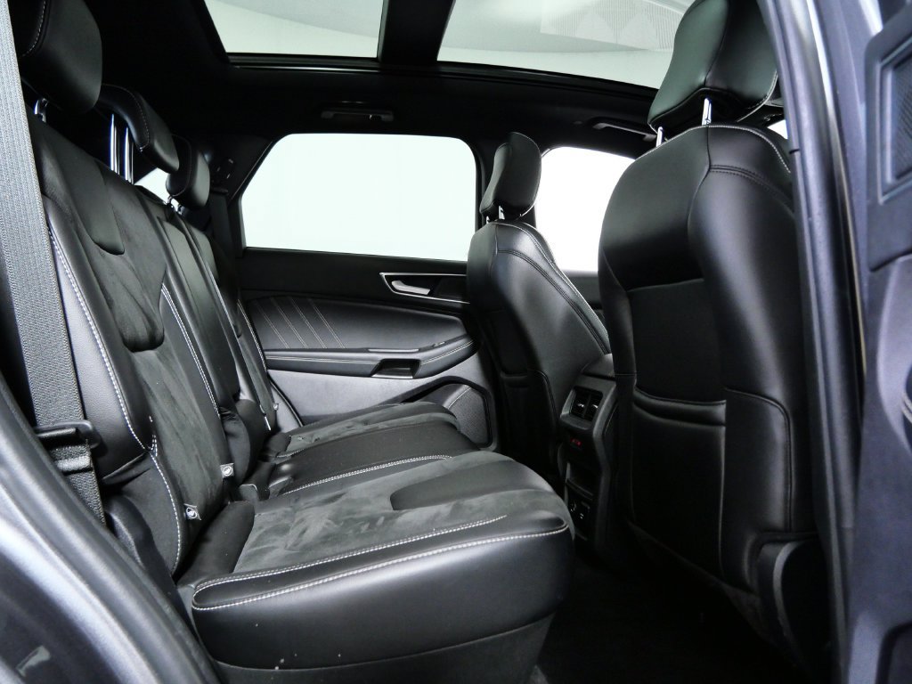 Used 2021 Ford Edge ST w/ Equipment Group 401A AWD/4WD image 13