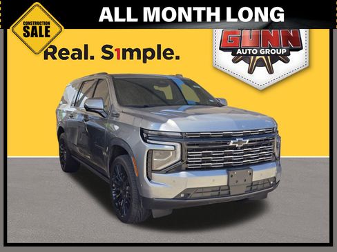 Used 2025 Chevrolet Suburban High Country AWD/4WD image 1