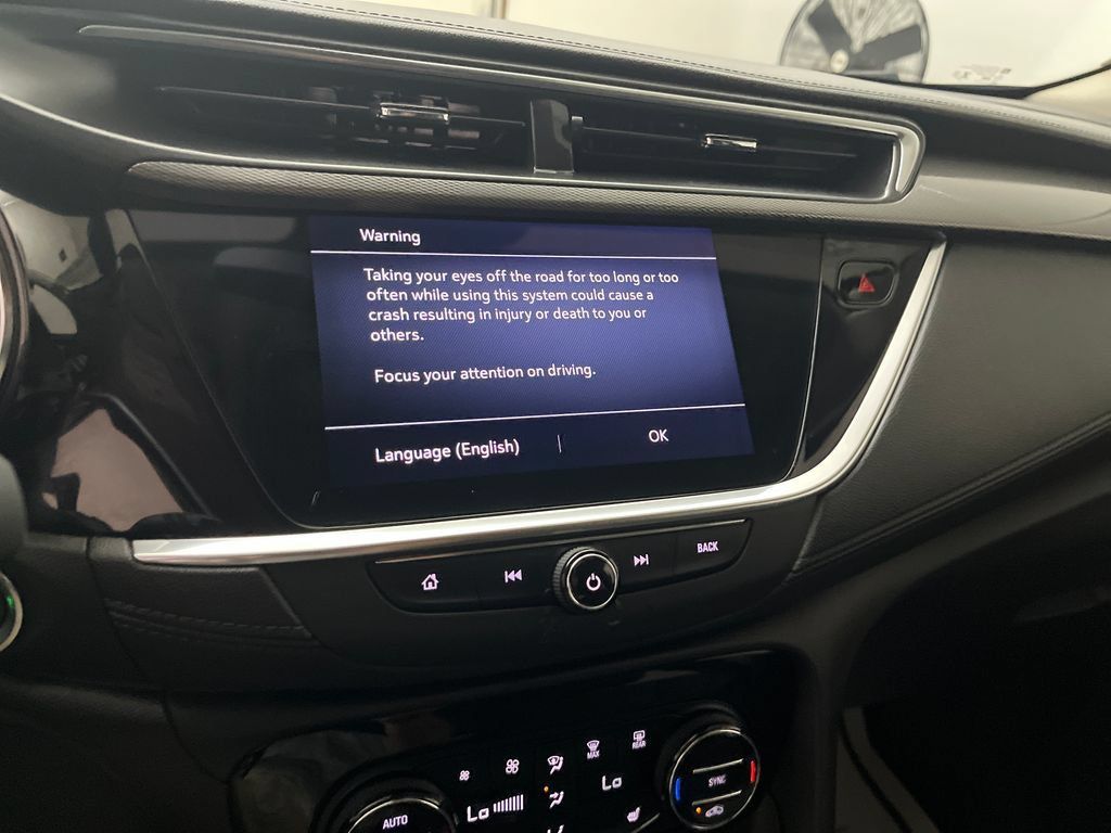 Used 2023 Buick Encore GX Select w/ Sport Touring Package FWD image 19