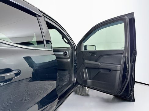 Used 2023 Chevrolet Colorado LT w/ LT Convenience Package II image 30