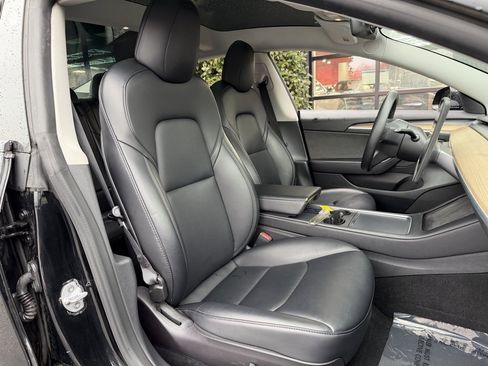 Used 2022 Tesla Model 3 Long Range image 34