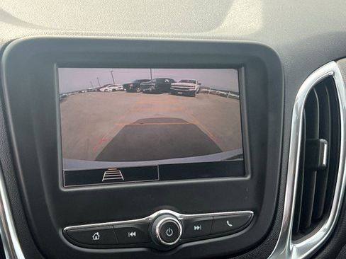 Used 2023 Chevrolet Equinox LT image 14