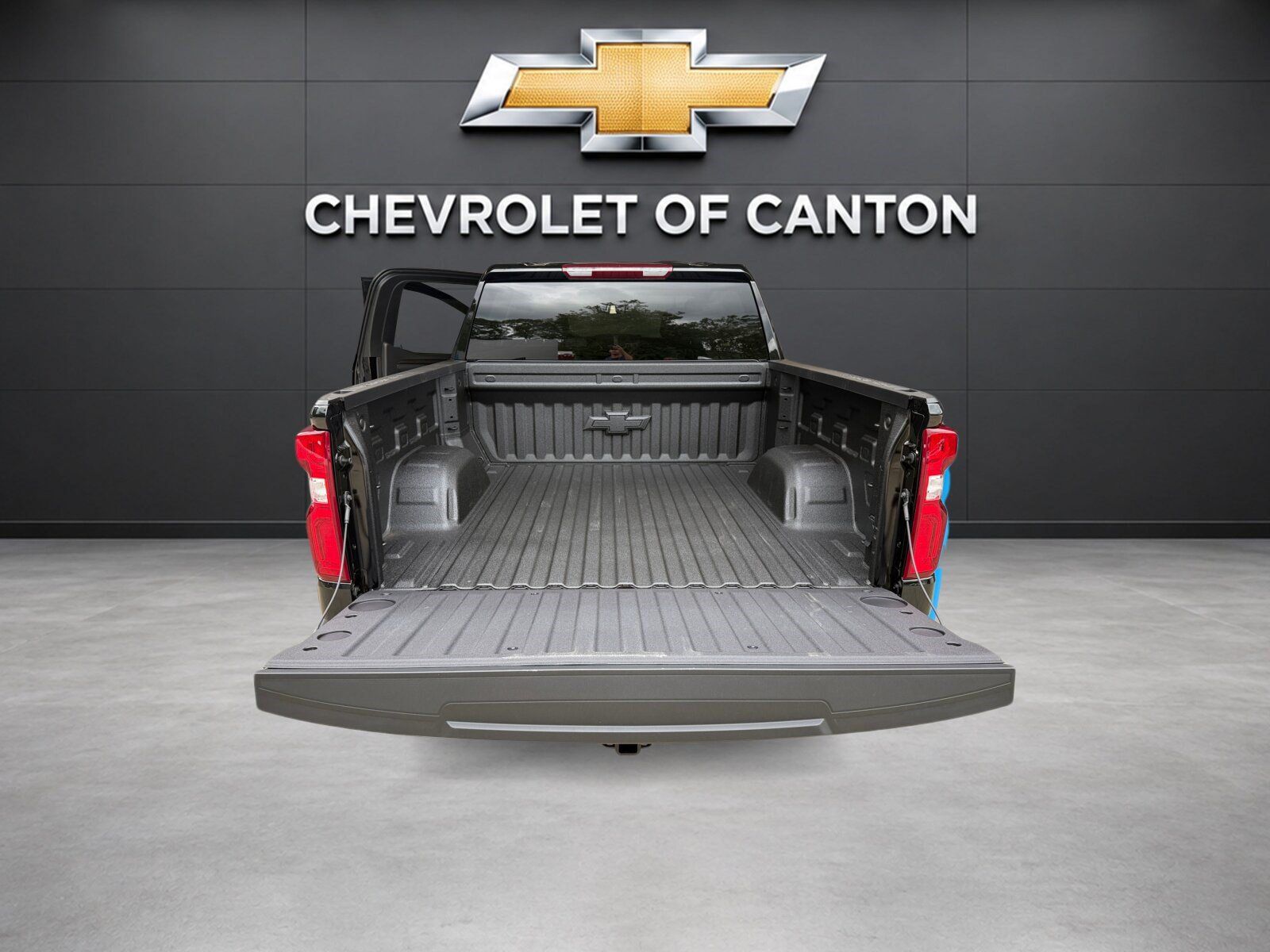 New 2026 Chevrolet Silverado 1500 RST w/ RST Select Package AWD/4WD image 17
