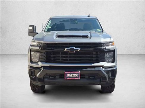 Used 2025 Chevrolet Silverado 2500 Custom w/ Custom Blackout Package AWD/4WD image 2