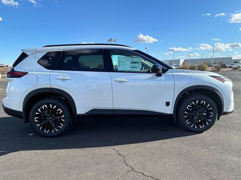 New 2026 Nissan Rogue SV image 7