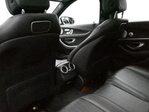 Used 2019 Mercedes-Benz E 300 E 300 image 11