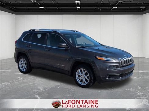 Used 2015 Jeep Cherokee Latitude image 7
