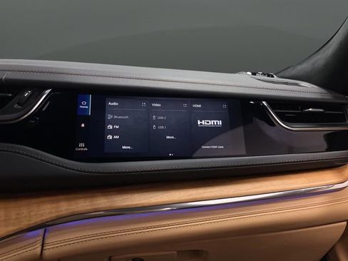 Used 2023 Jeep Grand Cherokee Summit image 29