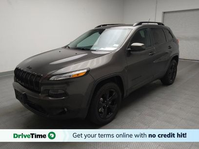 Used 2018 Jeep Cherokee Latitude w/ Altitude Package