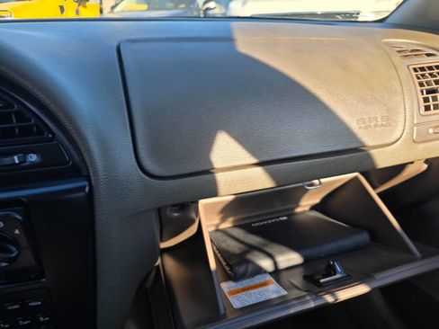 Used 2000 Daewoo Nubira SE image 22