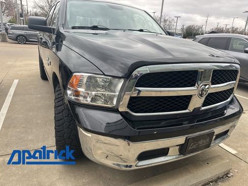 Used 2020 RAM 1500 Classic SLT image 1