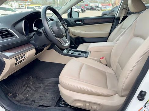 Used 2019 Subaru Outback 2.5i Limited w/ Popular Package #2 image 13