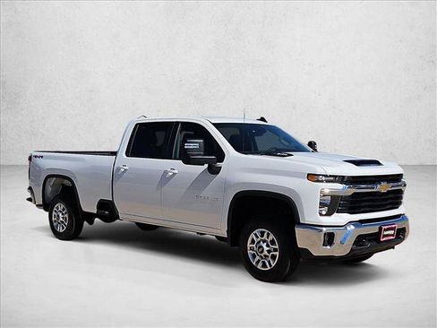 New 2026 Chevrolet Silverado 2500 LT AWD/4WD image 7