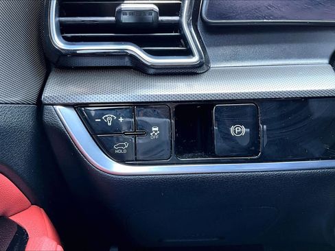 Used 2023 Kia Sportage SX image 34