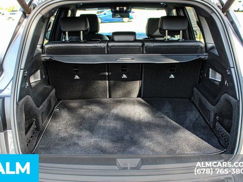 Used 2022 Mercedes-Benz GLB 250 4MATIC w/ Premium Package Lite image 22