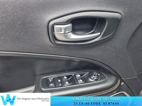 Used 2020 Jeep Compass Latitude w/ Popular Equipment Group AWD/4WD image 13