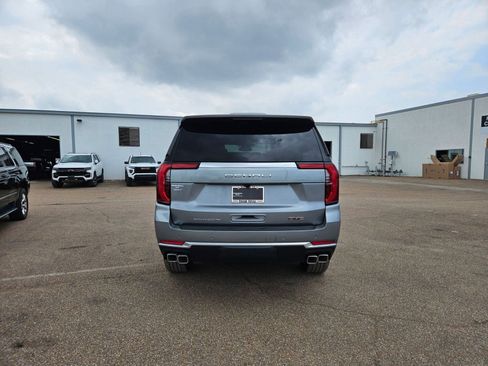 New 2026 GMC Yukon Denali AWD/4WD image 5