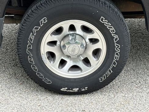 Used 2010 Ford Ranger XLT AWD/4WD image 11