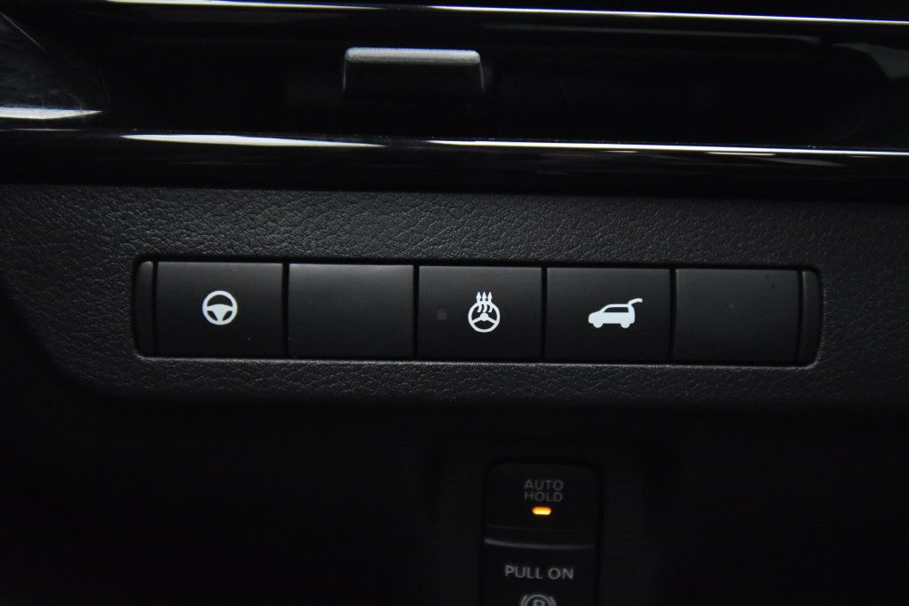 Used 2025 Nissan Murano SL AWD/4WD image 32