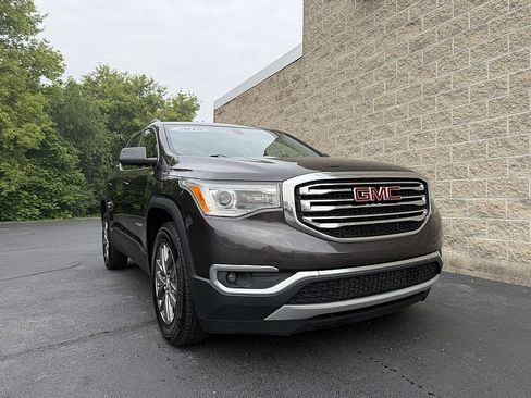 Used 2018 GMC Acadia SLT FWD image 1