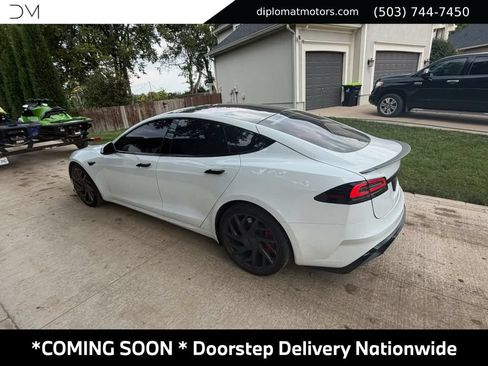 Used 2026 Tesla Model S Plaid AWD/4WD image 2