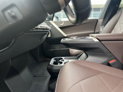 Certified 2025 BMW iX xDrive50 image 20