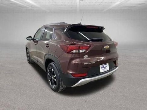 Used 2023 Chevrolet TrailBlazer LT w/ Convenience Package image 11