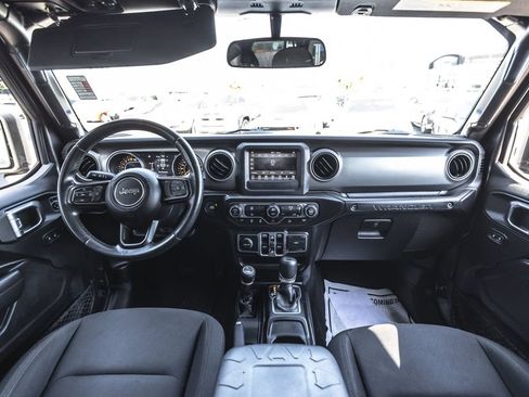 Used 2018 Jeep Wrangler Unlimited Sport S AWD/4WD image 20