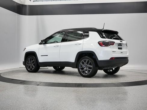 New 2026 Jeep Compass Limited image 4