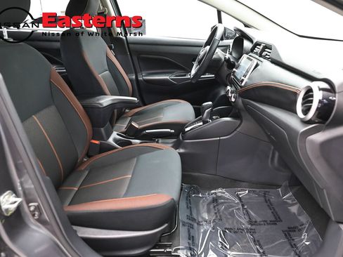 Used 2021 Nissan Versa SR FWD image 23