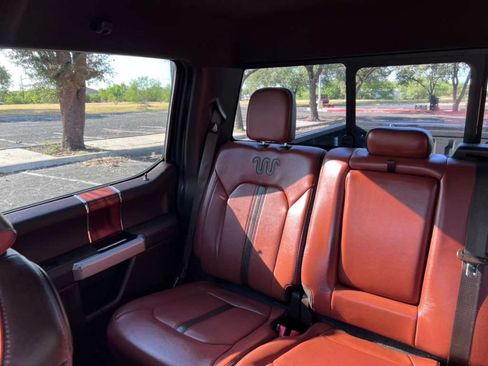 Used 2019 Ford F150 King Ranch w/ Equipment Group 601A Luxury RWD image 24