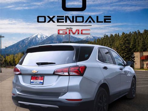 Used 2023 Chevrolet Equinox LT FWD image 4