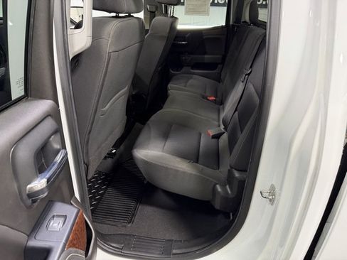 Used 2019 GMC Sierra 1500 SLE w/ SLE Value Package image 9