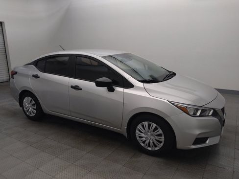 Used 2020 Nissan Versa S FWD image 11