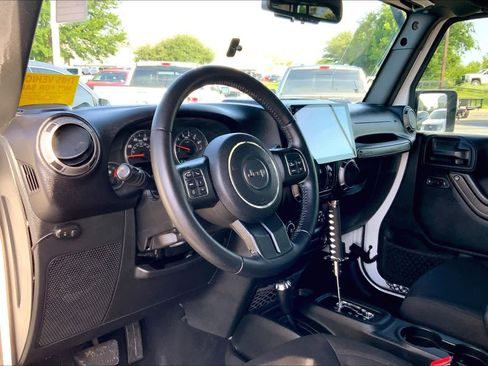Used 2017 Jeep Wrangler Unlimited Sport w/ Quick Order Package 24S AWD/4WD image 15