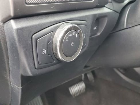 Used 2020 Ford Fusion SE image 7