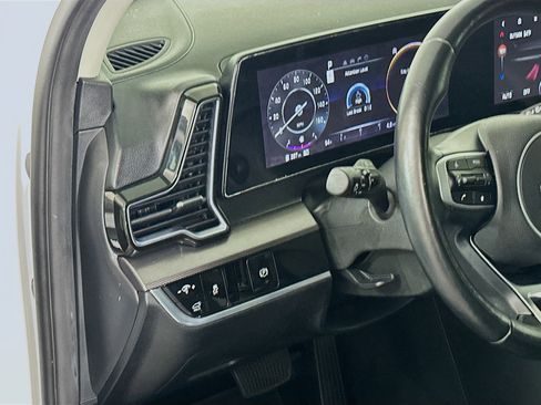 Used 2023 Kia Sportage SX image 17