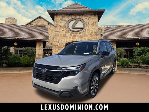 Used 2025 Subaru Forester Touring image 5