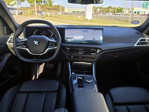 Used 2025 BMW 330i Sedan RWD image 8