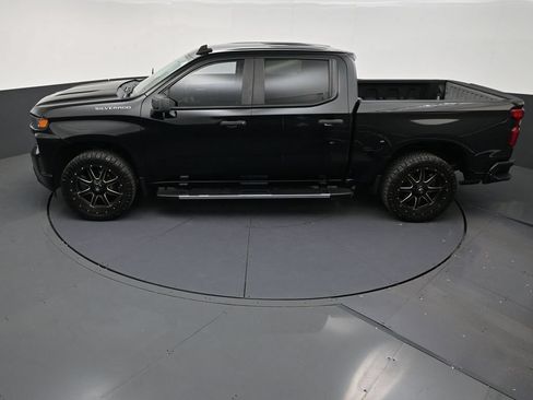 Used 2019 Chevrolet Silverado 1500 Custom w/ Custom Value Package RWD image 13